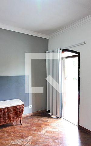 Casa à venda com 344m², 4 quartos e 6 vagasQuarto 3