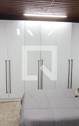Casa à venda com 344m², 4 quartos e 6 vagasQuarto 2 Edícula  