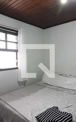 Casa à venda com 344m², 4 quartos e 6 vagasQuarto 1 Edícula  