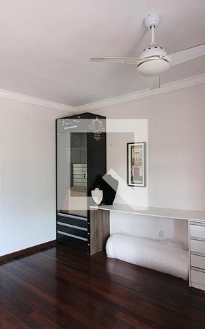 Casa à venda com 344m², 4 quartos e 6 vagasQuarto 1 - Suíte