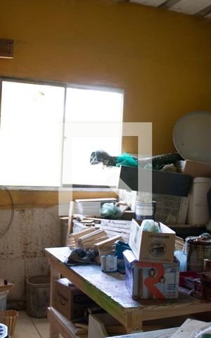 Casa para alugar com 360m², 5 quartos e 2 vagasQuarto de serviços