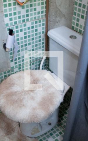 Casa para alugar com 360m², 5 quartos e 2 vagasBanheiro 3 - casa dos fundos