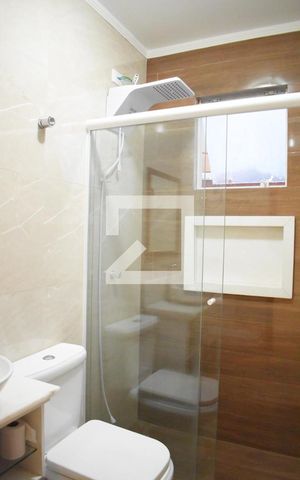 Casa para alugar com 60m², 2 quartos e 2 vagasBanheiro