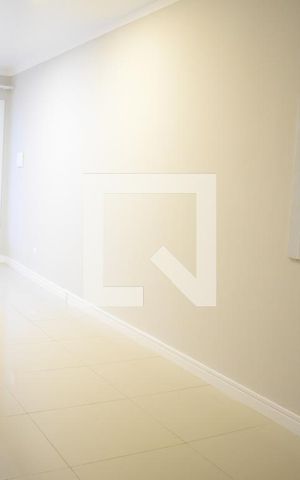 Casa para alugar com 60m², 2 quartos e 2 vagasSala/Cozinha