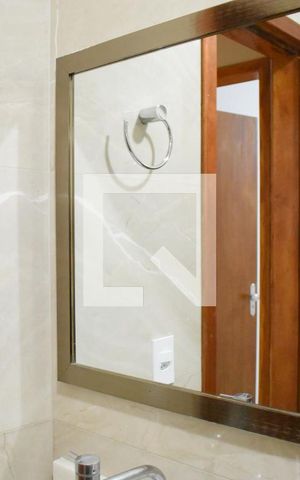 Casa para alugar com 60m², 2 quartos e 2 vagasBanheiro
