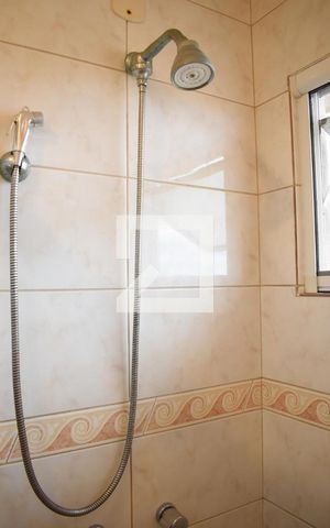 Casa de condomínio para alugar com 120m², 3 quartos e 2 vagasBanheiro da Suíte