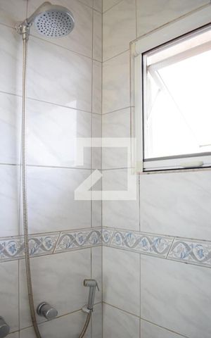 Casa de condomínio para alugar com 120m², 3 quartos e 2 vagasBanheiro 2