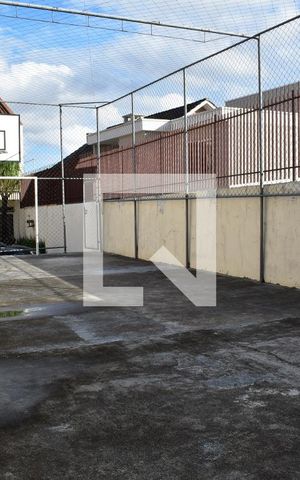 Casa de condomínio para alugar com 120m², 3 quartos e 2 vagasQuadra Esportiva