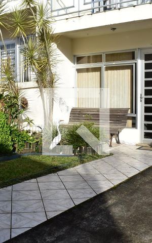 Casa de condomínio para alugar com 120m², 3 quartos e 2 vagasFachada