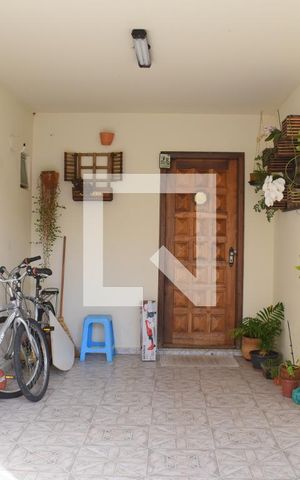 Casa de condomínio para alugar com 120m², 3 quartos e 2 vagasGaragem