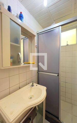 Apartamento para alugar com 70m², 2 quartos e 1 vaga Apartamento para alugar com 70m², 2 quartos e 1 vagaBanheiro
