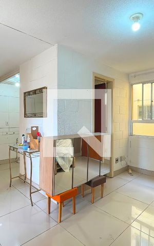 Apartamento para alugar com 70m², 2 quartos e 1 vaga Apartamento para alugar com 70m², 2 quartos e 1 vagaSala