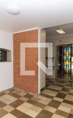 Casa à venda com 300m², 5 quartos e 2 vagas Casa à venda com 300m², 5 quartos e 2 vagasCozinha