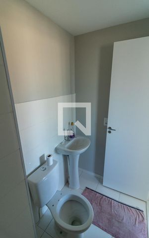 Apartamento para alugar com 34m², 2 quartos e sem vaga Apartamento para alugar com 34m², 2 quartos e sem vagaBanheiro