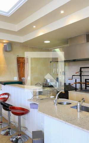 Apartamento à venda com 350m², 4 quartos e 2 vagas Apartamento à venda com 350m², 4 quartos e 2 vagasÁrea comum