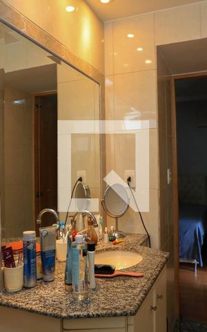 Apartamento à venda com 350m², 4 quartos e 2 vagas Apartamento à venda com 350m², 4 quartos e 2 vagasBanheiro Quarto