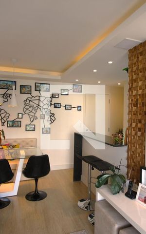 Apartamento à venda com 61m², 2 quartos e 1 vagaSala