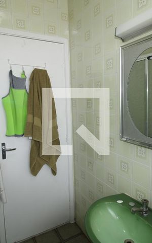 Casa à venda com 150m², 3 quartos e 2 vagasBanheiro Social