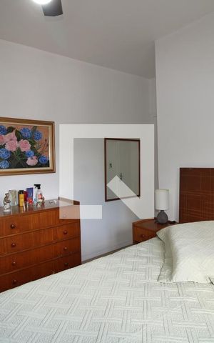Casa à venda com 150m², 3 quartos e 2 vagasSuíte