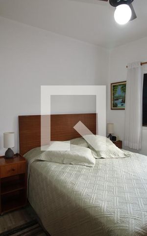 Casa à venda com 150m², 3 quartos e 2 vagasSuíte