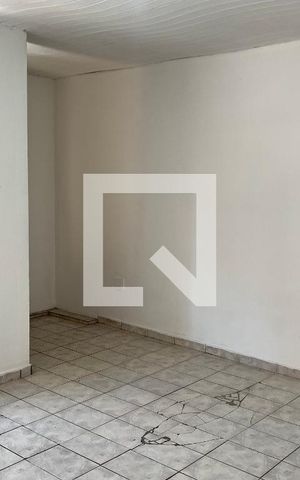 Casa para alugar com 130m², 3 quartos e 2 vagas Casa para alugar com 130m², 3 quartos e 2 vagasQuarto de Serviço