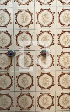 Casa para alugar com 130m², 3 quartos e 2 vagas Casa para alugar com 130m², 3 quartos e 2 vagasBanheiro de Serviço