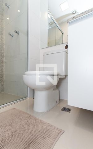 Apartamento para alugar com 70m², 2 quartos e 1 vagaBanheiro da Suíte
