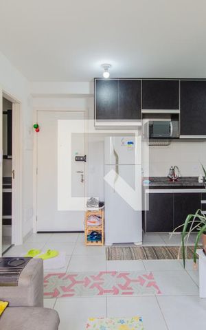 Apartamento para alugar com 34m², 2 quartos e sem vaga Apartamento para alugar com 34m², 2 quartos e sem vagaSala