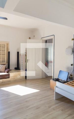 Casa à venda com 380m², 4 quartos e 5 vagas Casa à venda com 380m², 4 quartos e 5 vagasSala 2