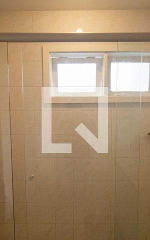 Casa de condomínio à venda com 210m², 3 quartos e 2 vagas Casa de condomínio à venda com 210m², 3 quartos e 2 vagasBanheiro da Suíte 3