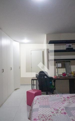 Casa de condomínio à venda com 210m², 3 quartos e 2 vagas Casa de condomínio à venda com 210m², 3 quartos e 2 vagasSuíte 1
