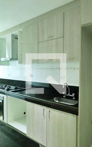 Apartamento para alugar com 126m², 2 quartos e 2 vagasCozinha
