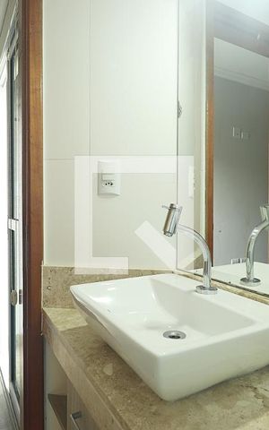Apartamento para alugar com 126m², 2 quartos e 2 vagasSuíte - Banheiro do Quarto 1