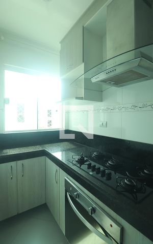Apartamento para alugar com 126m², 2 quartos e 2 vagasCozinha
