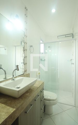 Apartamento para alugar com 126m², 2 quartos e 2 vagasSuíte - Banheiro do Quarto 1
