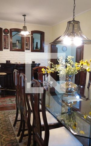 Casa à venda com 424m², 5 quartos e 4 vagasSala de Jantar