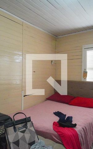 Casa à venda com 180m², 6 quartos e 1 vaga Casa à venda com 180m², 6 quartos e 1 vagaQuarto 4