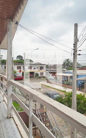 Casa à venda com 180m², 6 quartos e 1 vaga Casa à venda com 180m², 6 quartos e 1 vagavaranda