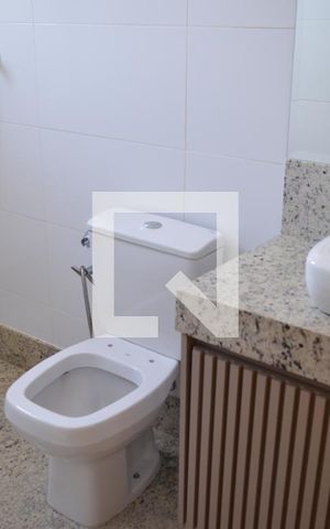 Apartamento à venda com 81m², 3 quartos e 2 vagasBanheiro da Suite