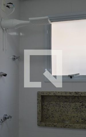 Apartamento à venda com 81m², 3 quartos e 2 vagasBanheiro Social