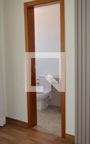Apartamento à venda com 81m², 3 quartos e 2 vagasSuite