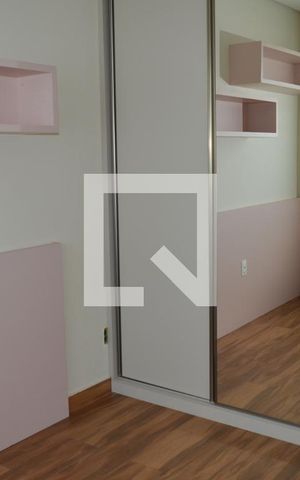 Apartamento à venda com 81m², 3 quartos e 2 vagasQuarto 3