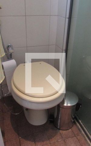 Apartamento à venda com 164m², 4 quartos e 3 vagasBanheiro da Suíte 1