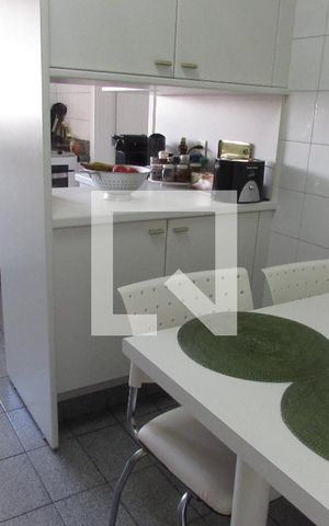 Apartamento à venda com 164m², 4 quartos e 3 vagasCozinha