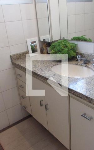 Apartamento à venda com 164m², 4 quartos e 3 vagasBanheiro da Suíte 1
