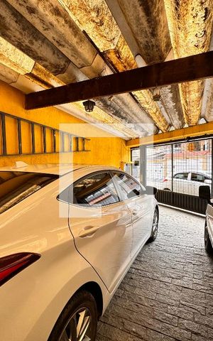 Casa à venda com 203m², 3 quartos e 2 vagas Casa à venda com 203m², 3 quartos e 2 vagasGaragem