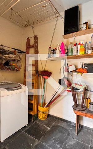 Casa à venda com 203m², 3 quartos e 2 vagas Casa à venda com 203m², 3 quartos e 2 vagasLavanderia