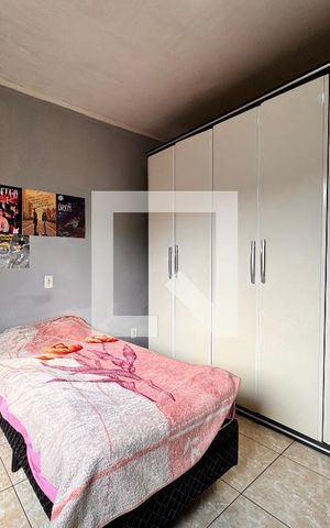 Casa à venda com 203m², 3 quartos e 2 vagas Casa à venda com 203m², 3 quartos e 2 vagasQuarto 1