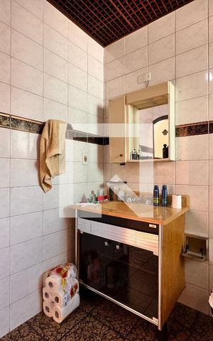 Casa à venda com 203m², 3 quartos e 2 vagas Casa à venda com 203m², 3 quartos e 2 vagasBanheiro da Suíte
