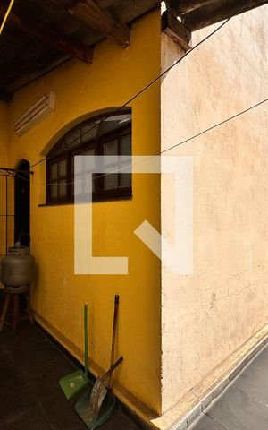 Casa à venda com 203m², 3 quartos e 2 vagas Casa à venda com 203m², 3 quartos e 2 vagasÁrea de Serviço